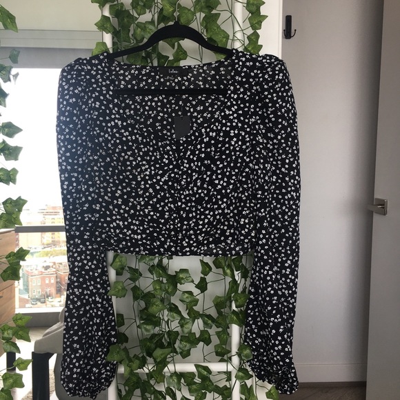 NWT Lulu’s Black & White Floral Printed Adjustable Corset Top with Puff Sleeves - Picture 9 of 10